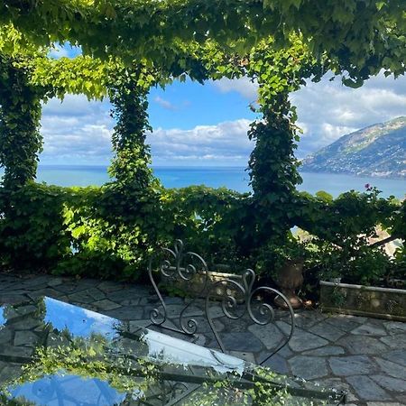 Villa Ad Майори Экстерьер фото