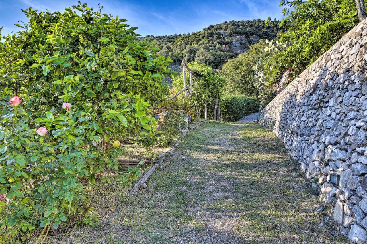 Villa Ad Майори Экстерьер фото