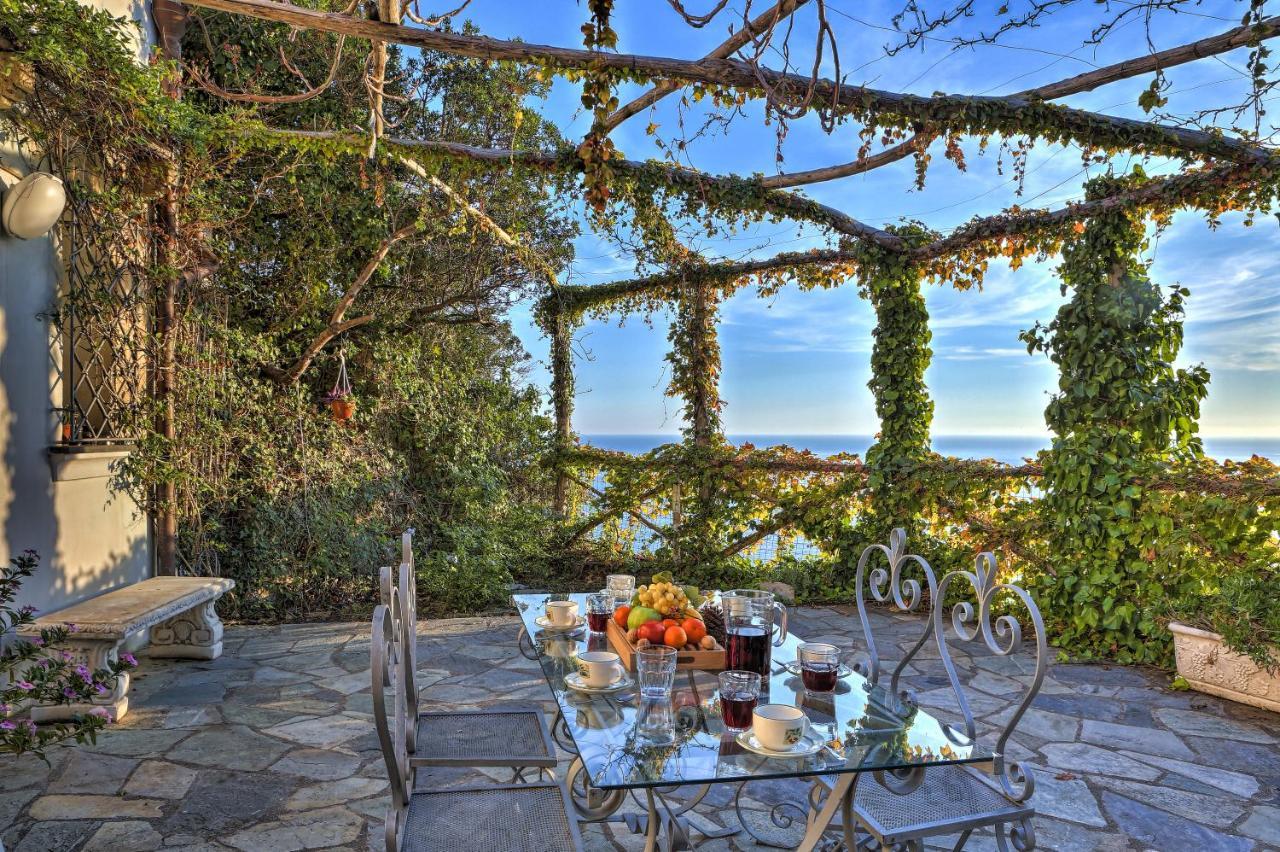 Villa Ad Майори Экстерьер фото