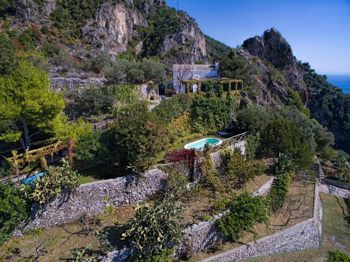 Villa Ad Майори Экстерьер фото